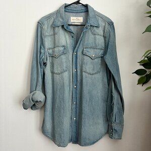 Imogene + Willie Leah Washed Pearl Snap Denim Shirt